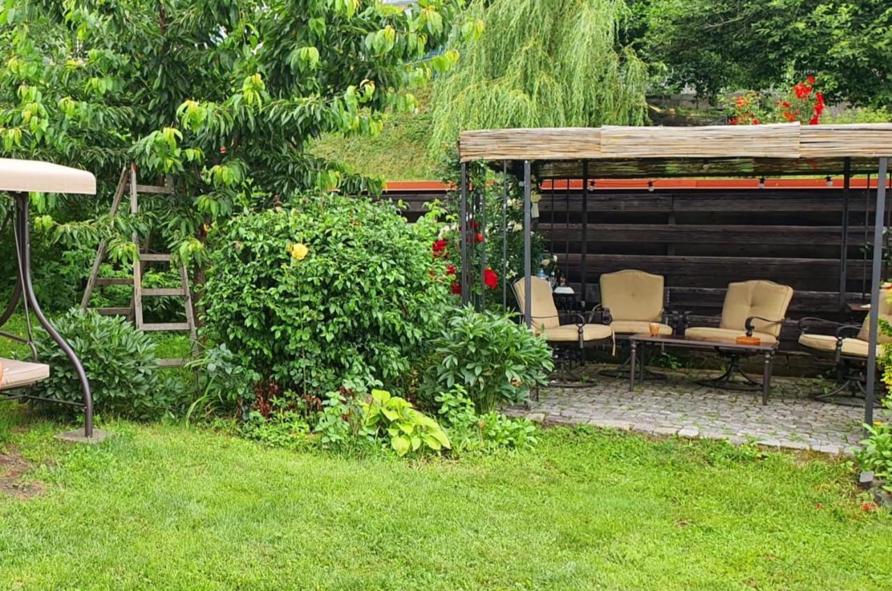 Trovanti Apartment Feleacu Exteriör bild