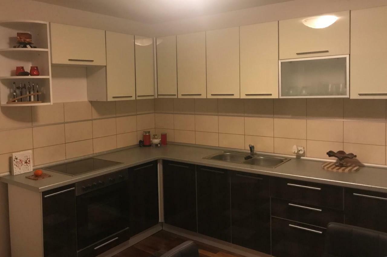 Trovanti Apartment Feleacu Exteriör bild